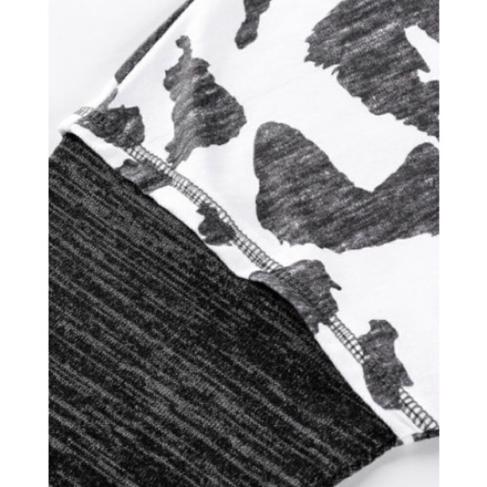 Gray Spot & Color Block Blouse - Picture 7 of 9